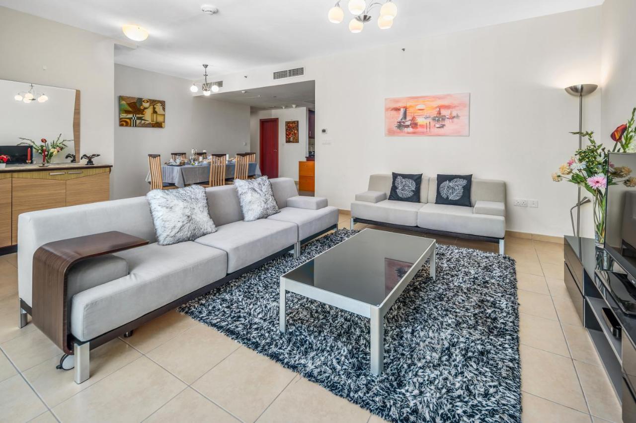 Lovely 2-Bed Condo In Jbr - 5 Mins From Beach - Palm View! Dubai Buitenkant foto